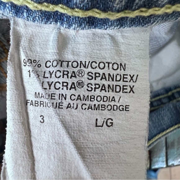 LEVI’S Cut off Denim Jean Shorts - Picture 8 of 9